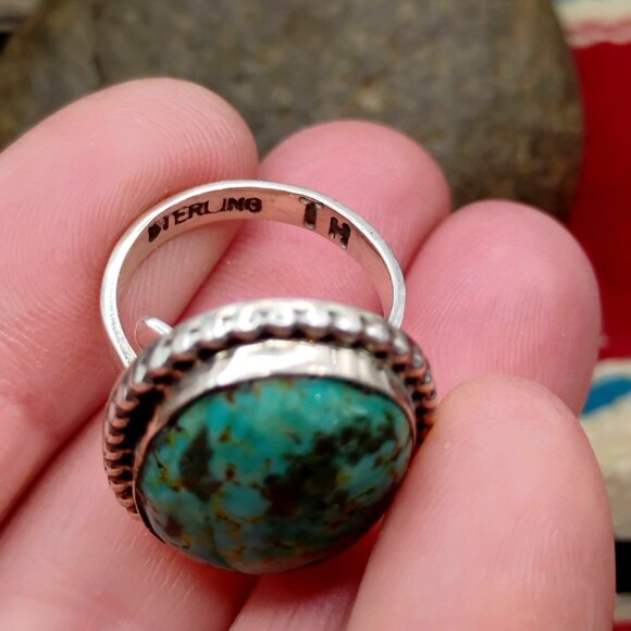 Native Signed Green Matrix Turquoise Sterling Silver Adjustable Ring Unisex - Picture 4 of 7